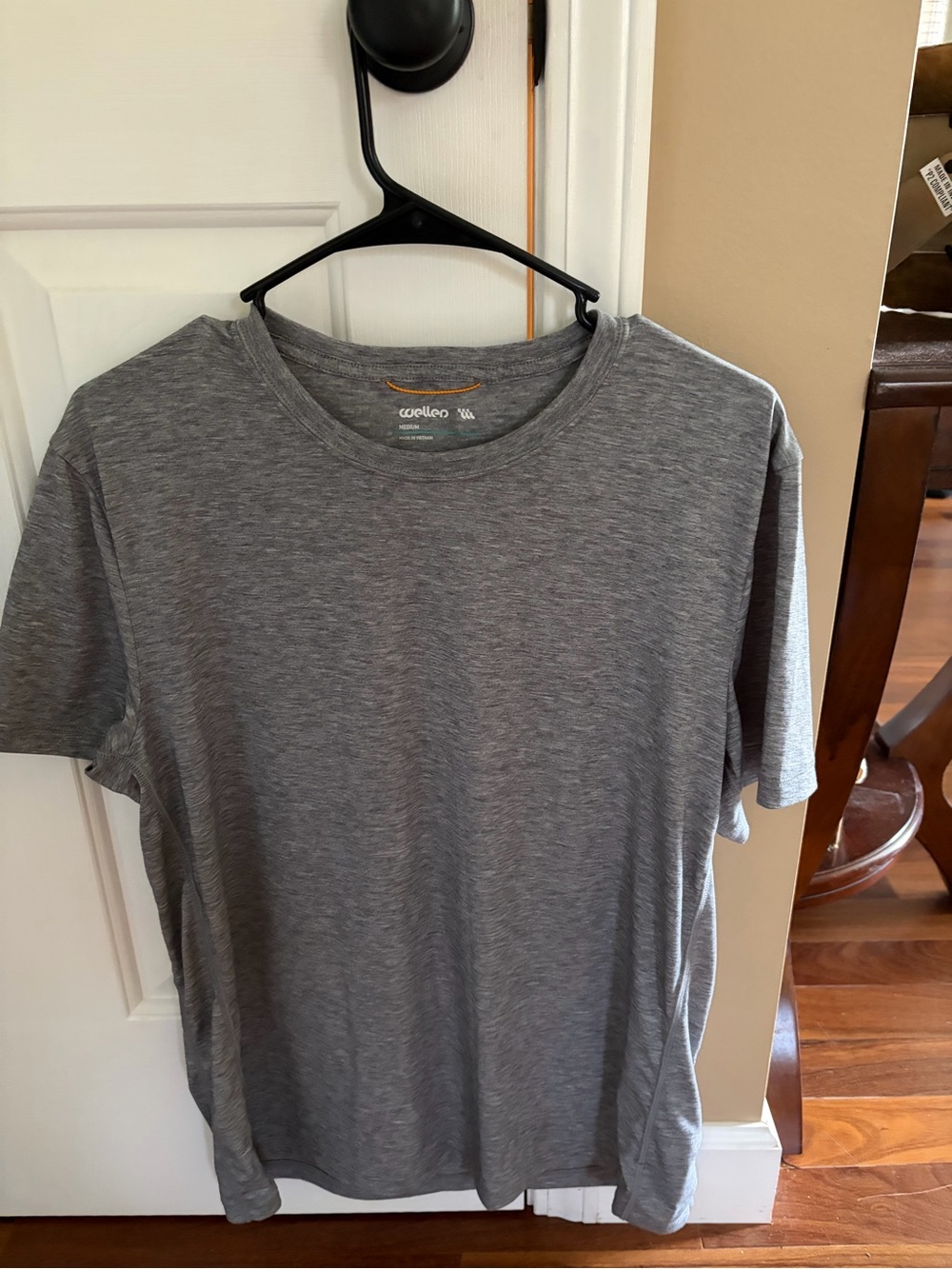 Wellen by Huckberry Men’s Sol Performance Tee - Size Medium - Heather Grey